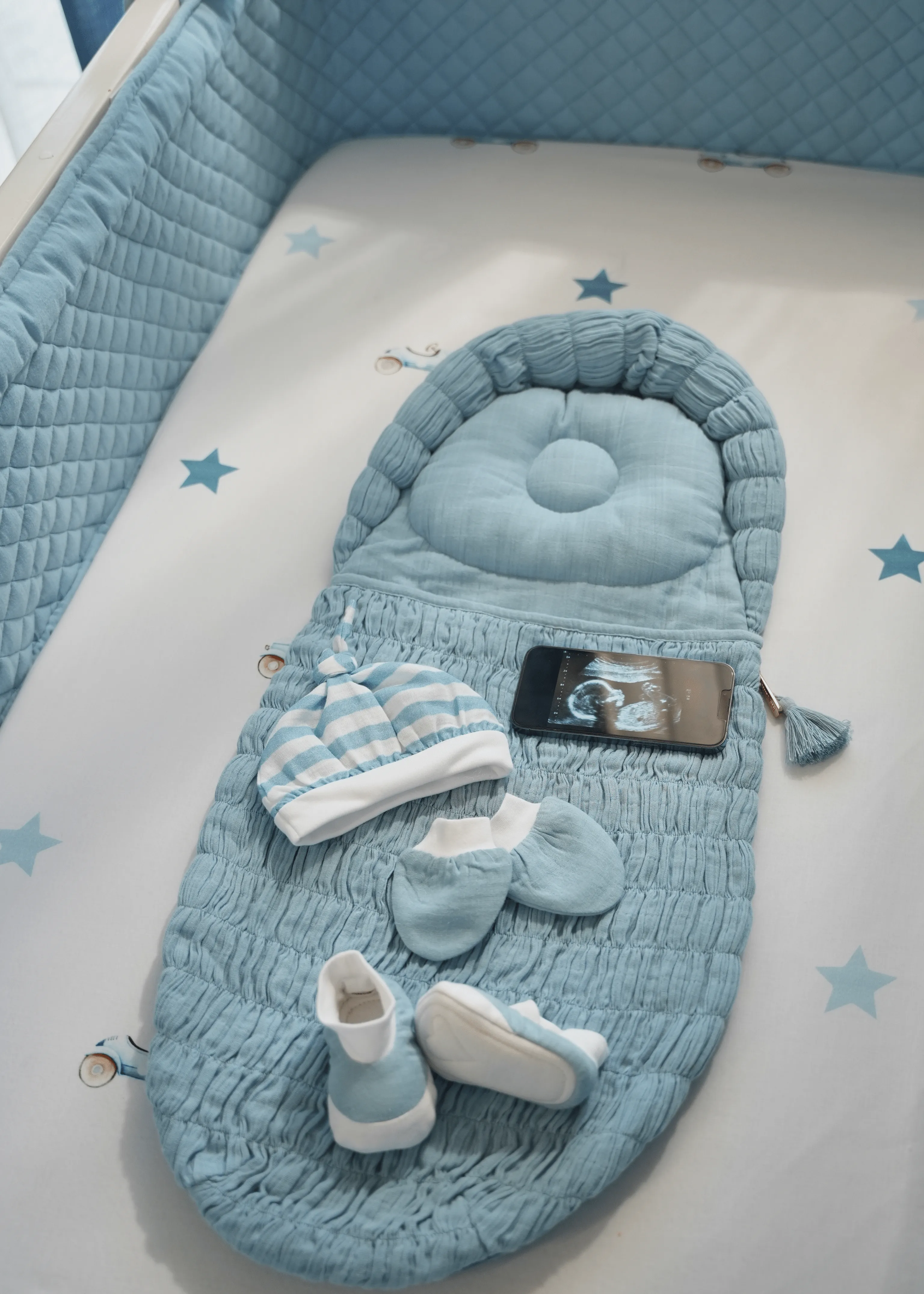 The Crescent Sleeping Bag