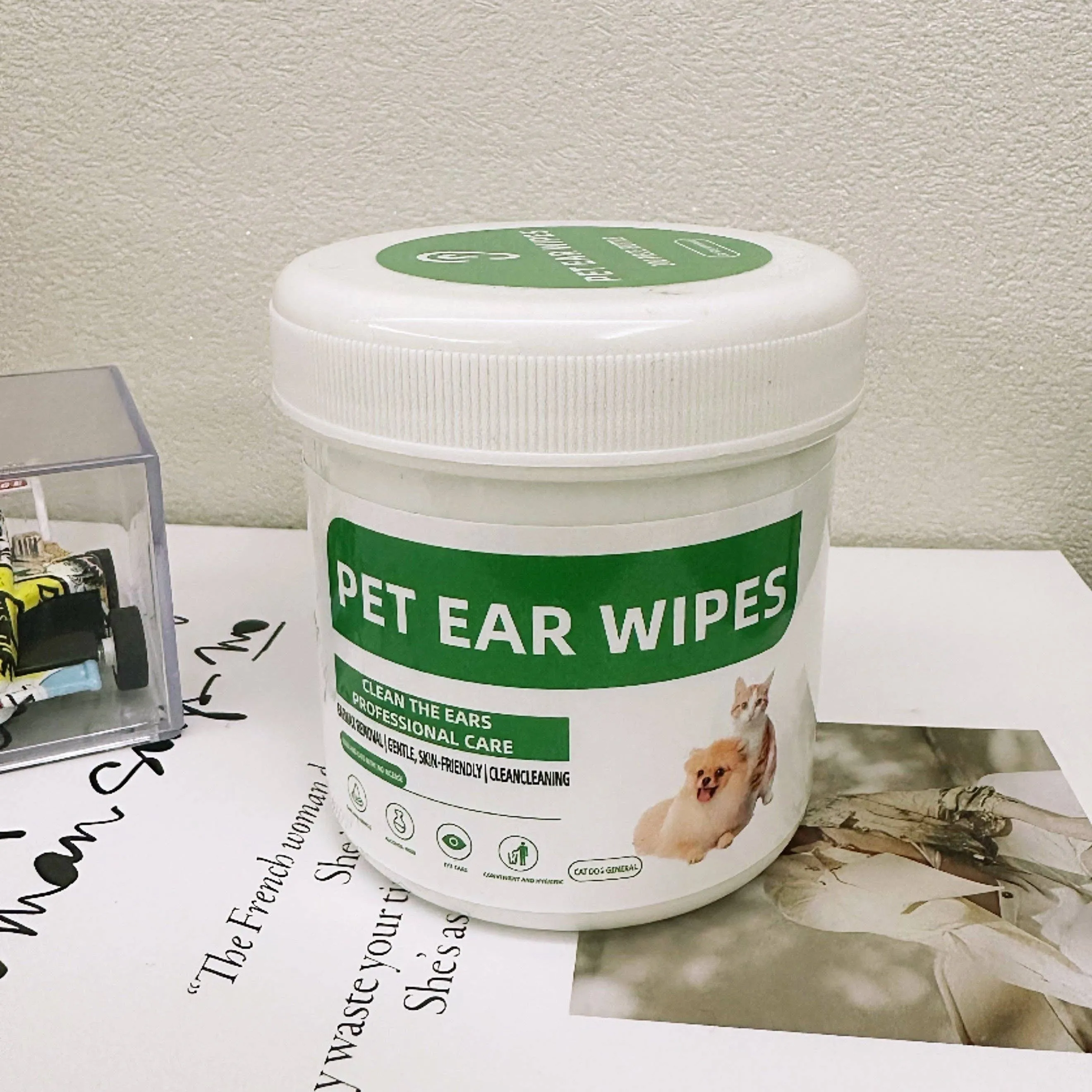 YIKELEATHER - 200-Pack Pet Ear Wipes for Cats & Dogs, Gentle Cleaning Cotton Pads for Eye Tear Stain & Ear Mucus, Unscented Non-Toxic Pet Grooming Wipes